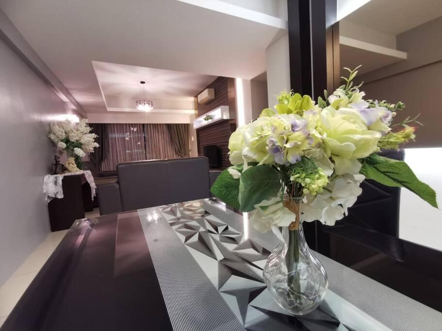 Glamorous At Kinta Riverfront Apartment ايبوه المظهر الخارجي الصورة
