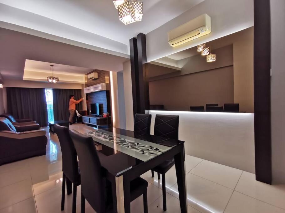 Glamorous At Kinta Riverfront Apartment ايبوه المظهر الخارجي الصورة