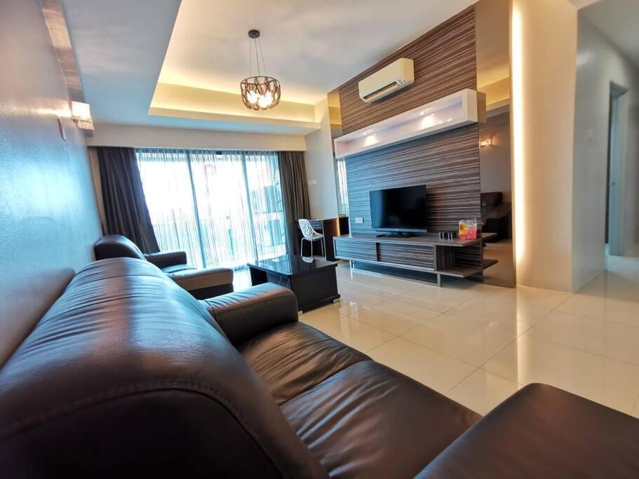 Glamorous At Kinta Riverfront Apartment ايبوه المظهر الخارجي الصورة
