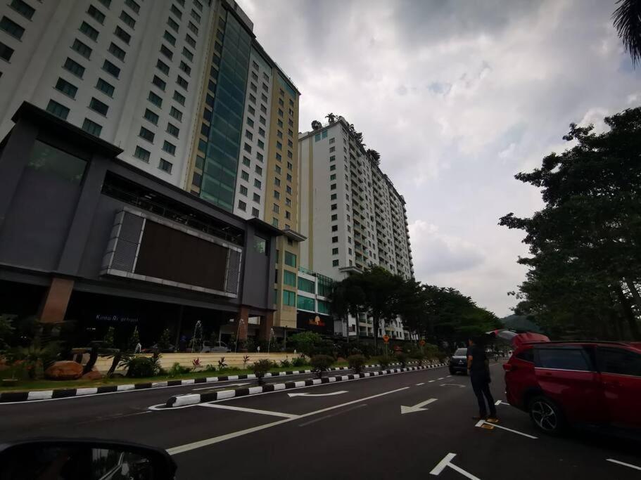 Glamorous At Kinta Riverfront Apartment ايبوه المظهر الخارجي الصورة